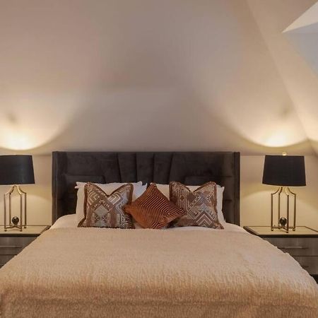Appartement Luxury Penthouse - Castle Views - 2 Bed & Parking à Windsor Extérieur photo